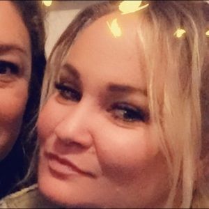 Meet your Posher, Celeste